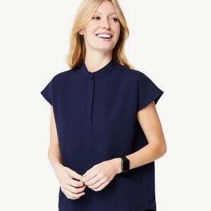 Figs Rafaela Scrub Top. Navy. Medium